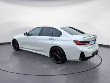 BMW 320d Aut. Limousine M Sportpaket Navi Glasdach B