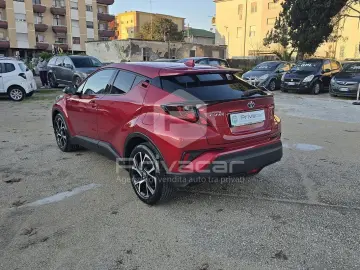 TOYOTA TOYOTA C-HR 1.8 Hybrid E-CVT Trend