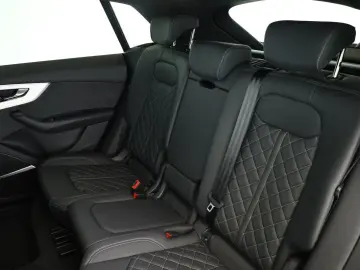 AUDI Q8 50 TDI FL S line