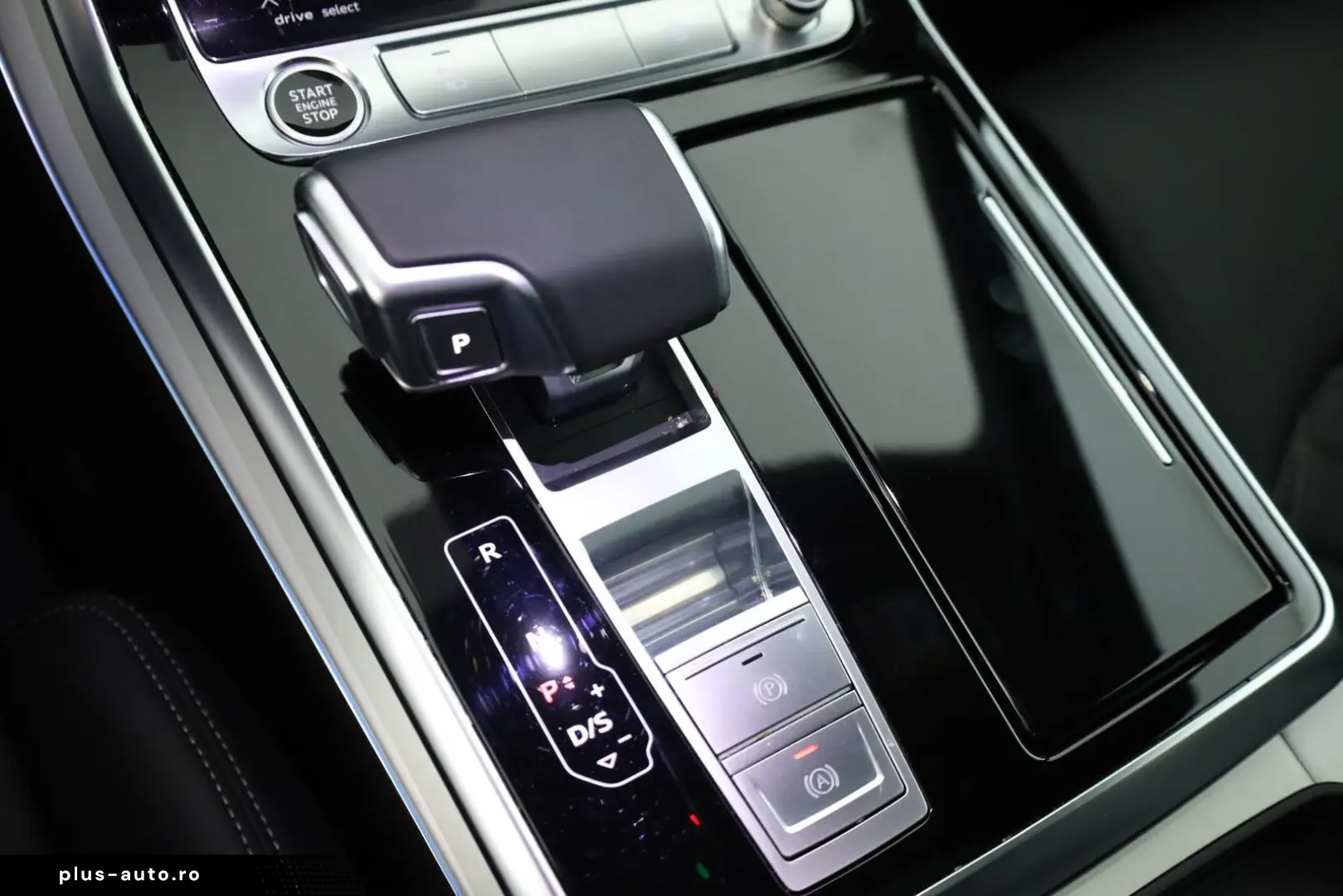 AUDI Q8 50 TDI FL S line