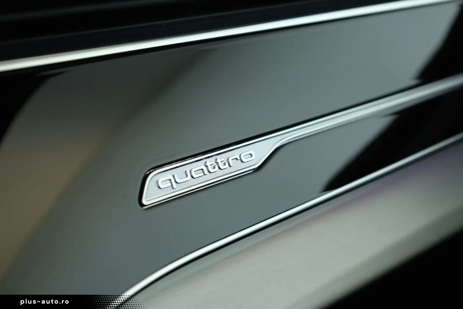 AUDI Q8 50 TDI FL S line