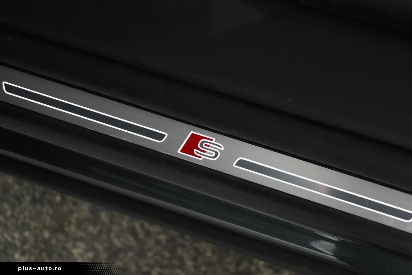 AUDI Q8 50 TDI FL S line