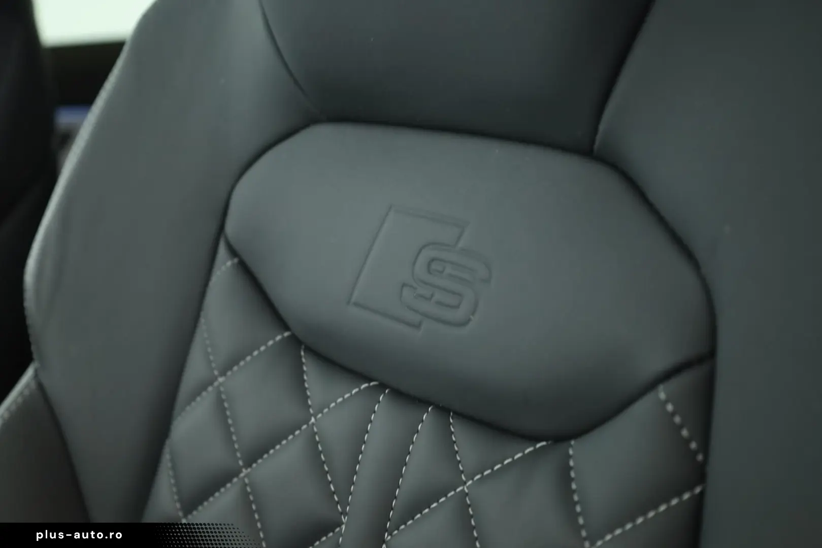 AUDI Q8 50 TDI FL S line