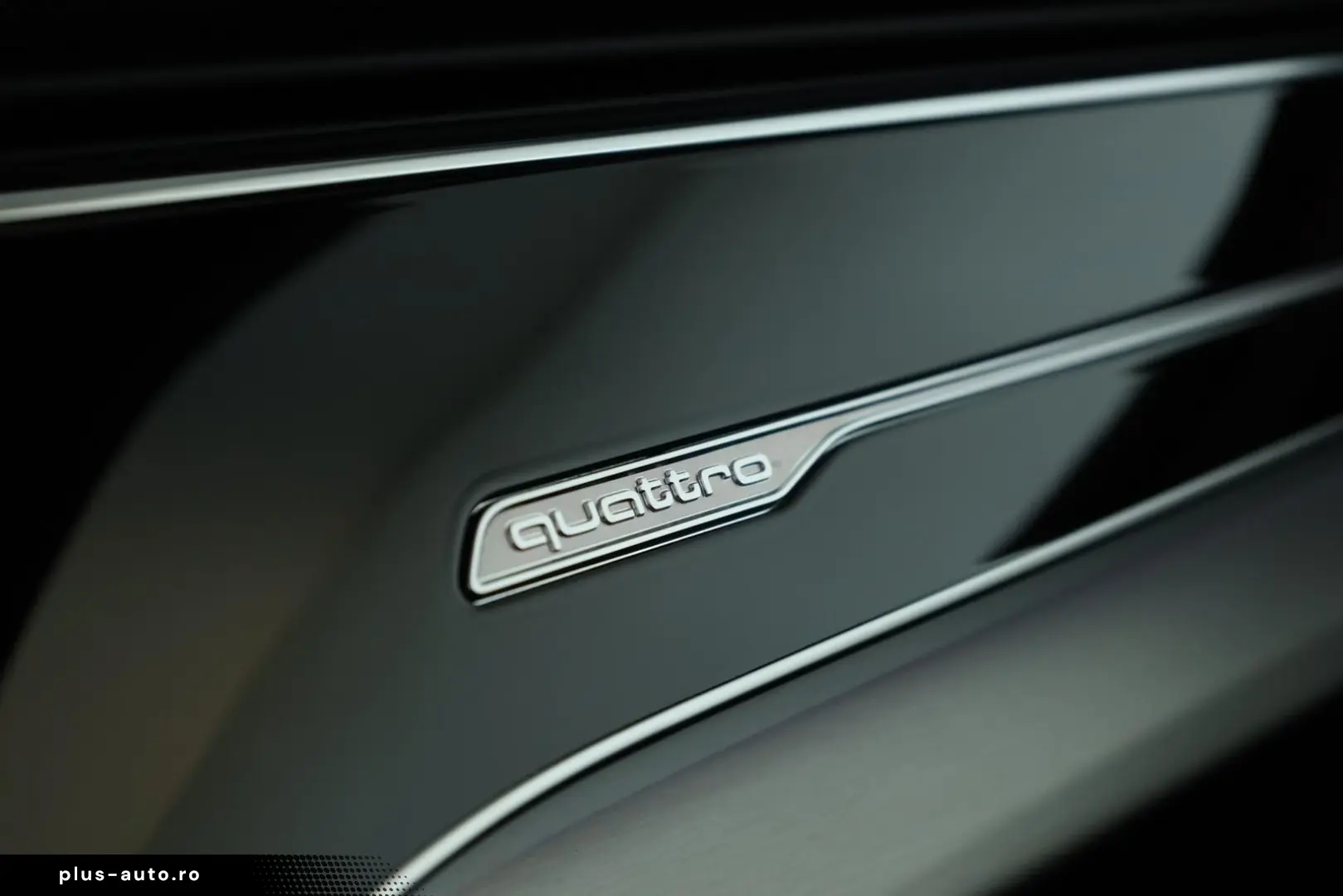 AUDI Q8 50 TDI FL S line