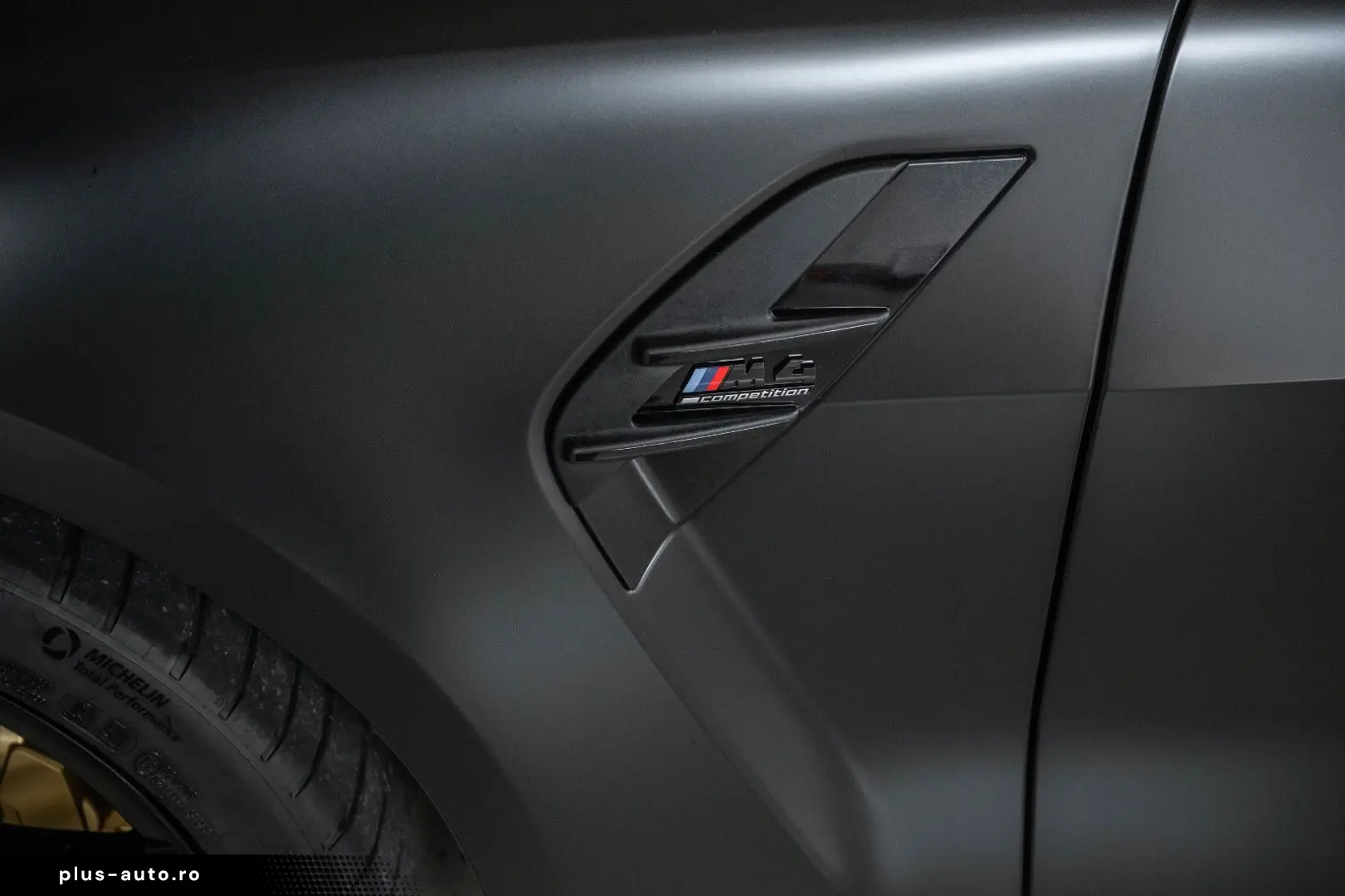 BMW M4 Competition xDrive INDIVIDUAL DRIVERS KERAMIK