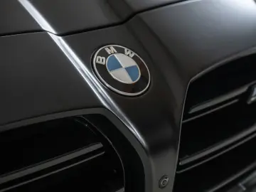 BMW M4 Competition xDrive INDIVIDUAL DRIVERS KERAMIK