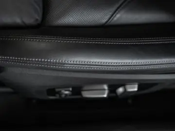 BMW M4 Competition xDrive INDIVIDUAL DRIVERS KERAMIK