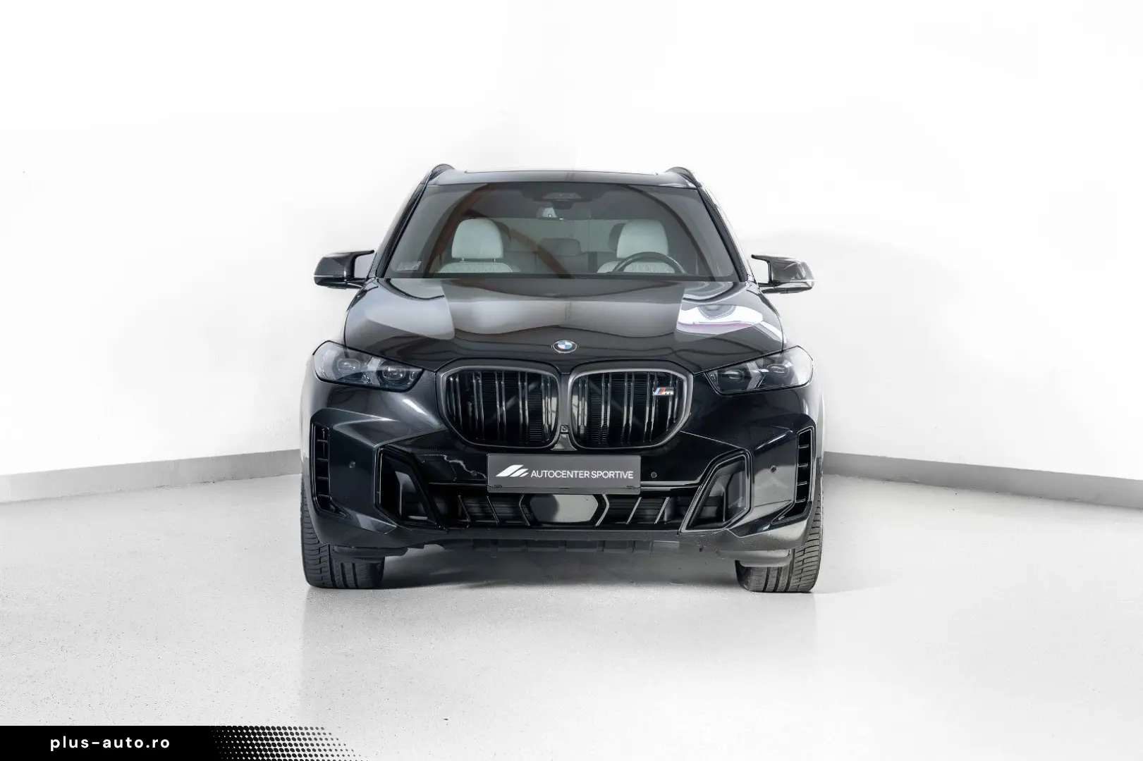BMW X5 M60i PROFESSIONAL CARBON GLAS SKY MERINO B&W