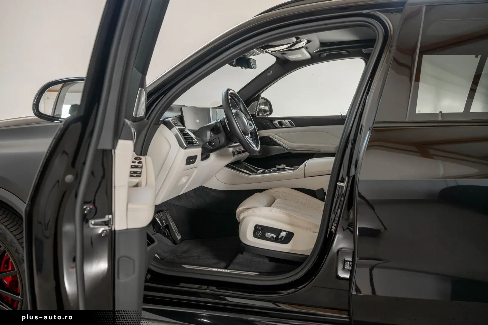 BMW X5 M60i PROFESSIONAL CARBON GLAS SKY MERINO B&W