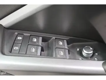 AUDI Q3 Sportback 40 TDI quattro S-line S tronic Navi