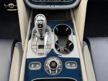 BENTLEY Bentayga S V8  Luft  Carbon Br  TV  Night Vision