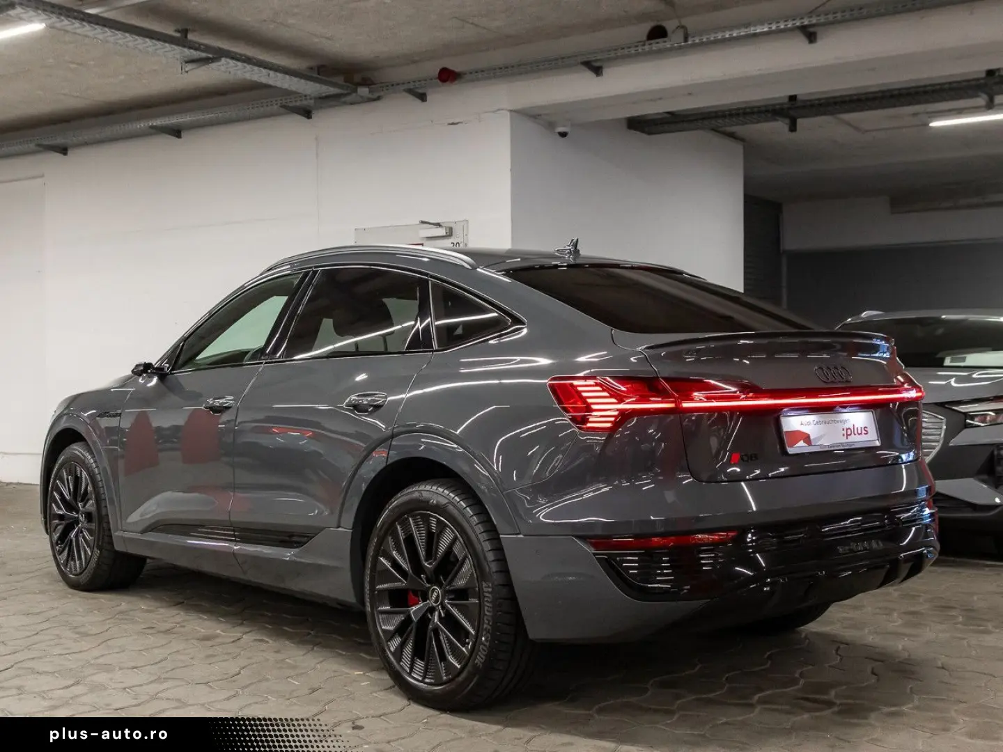 AUDI Q8 Sportback 55 e-tron