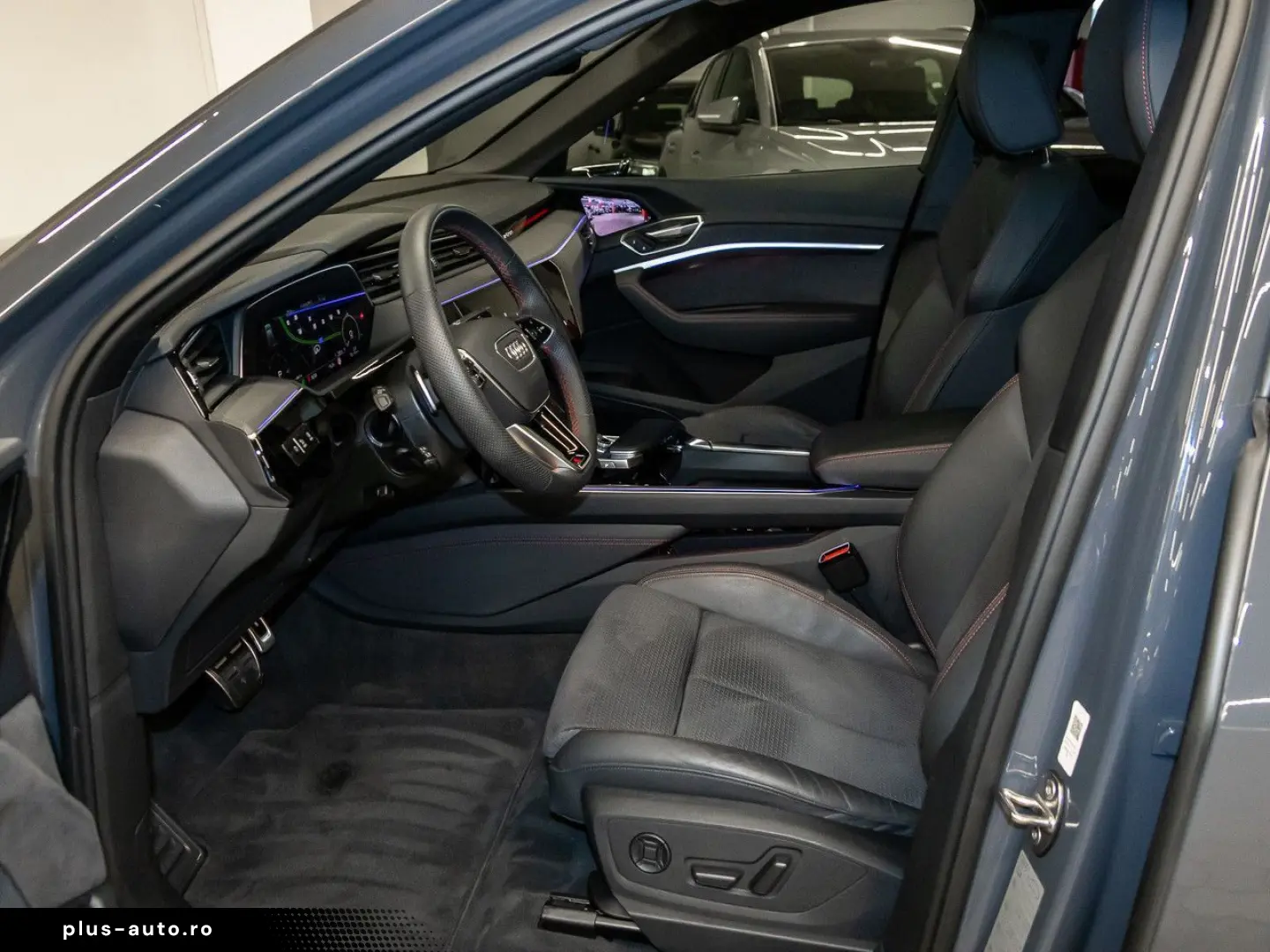 AUDI Q8 Sportback 55 e-tron