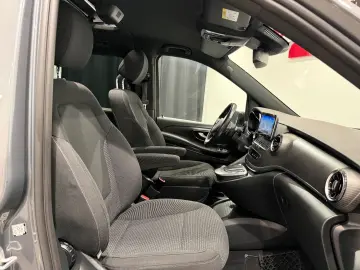 MERCEDES-BENZ V300 d AMG-LINE EDITION 4MATIC lang 7-&hellip;