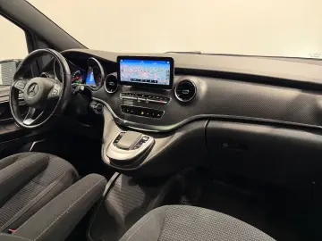 MERCEDES-BENZ V300 d AMG-LINE EDITION 4MATIC lang 7-&hellip;