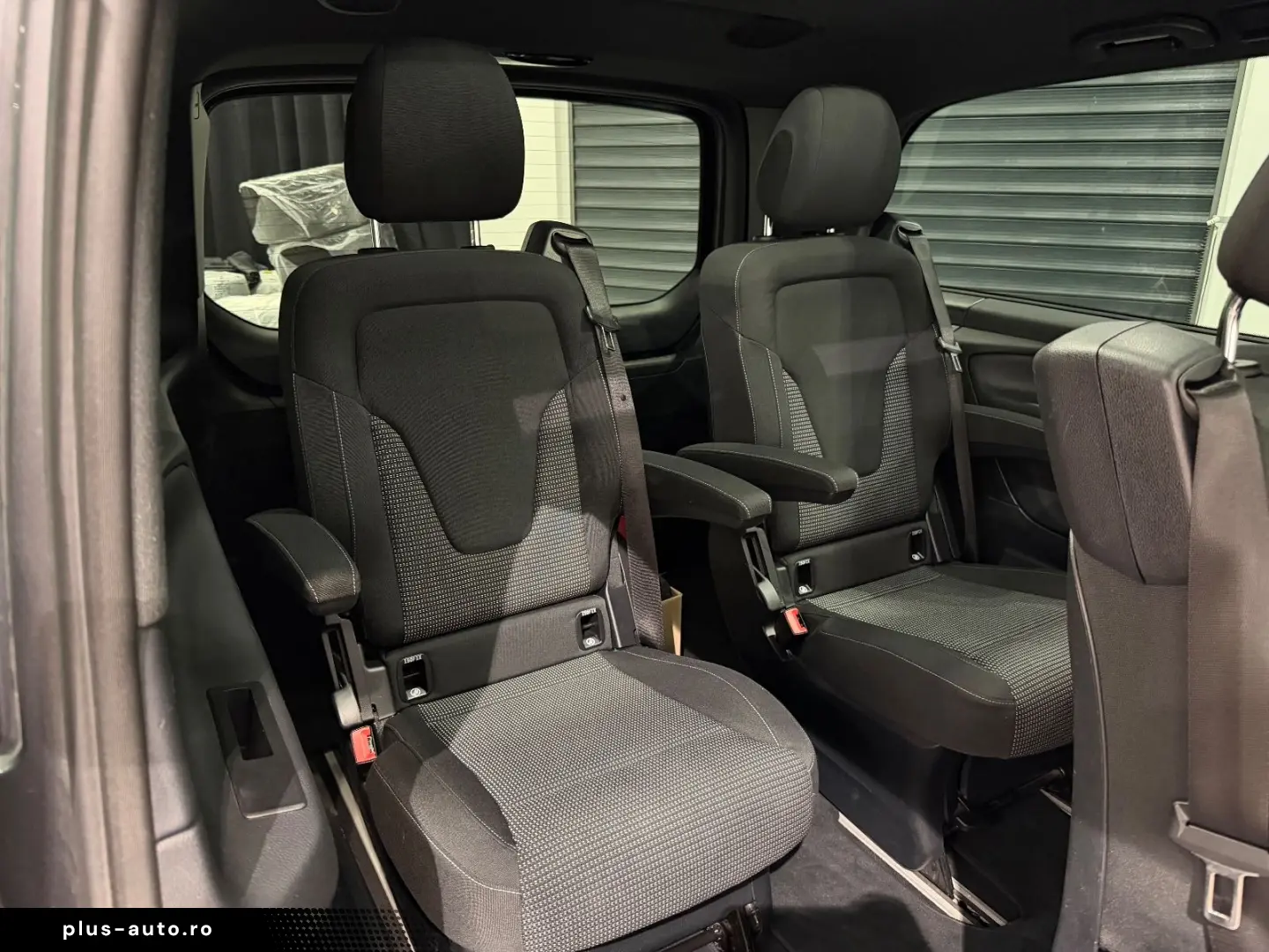 MERCEDES-BENZ V300 d AMG-LINE EDITION 4MATIC lang 7-&hellip;