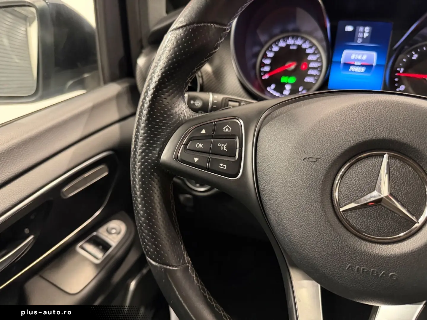 MERCEDES-BENZ V300 d AMG-LINE EDITION 4MATIC lang 7-&hellip;