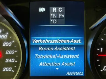 MERCEDES-BENZ V300 d AMG-LINE EDITION 4MATIC lang 7-&hellip;