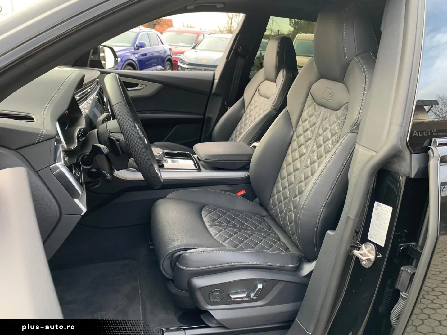 AUDI Q8 50 RSQ8-S-Line