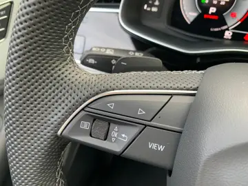 AUDI Q8 50 RSQ8-S-Line