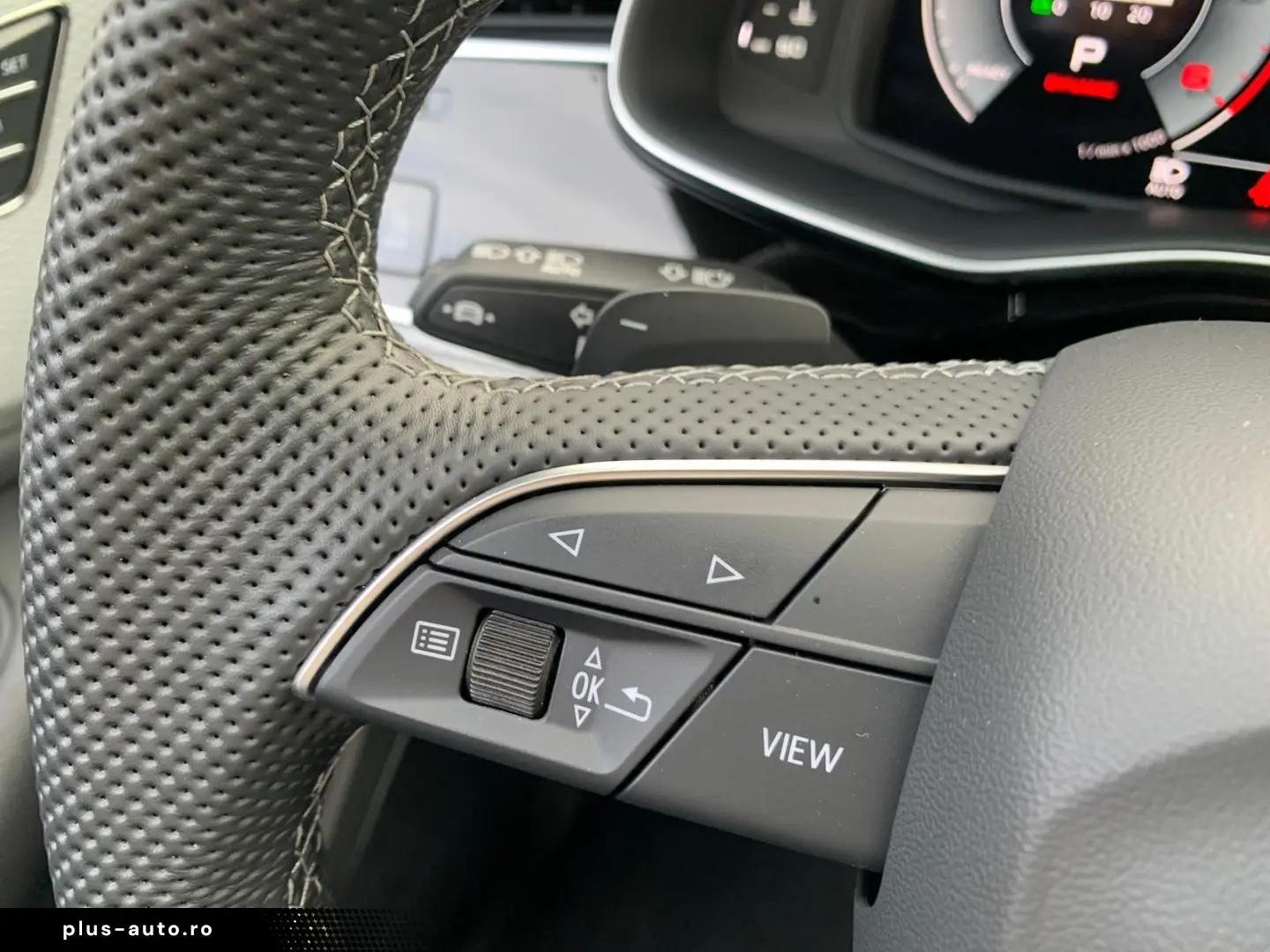 AUDI Q8 50 RSQ8-S-Line