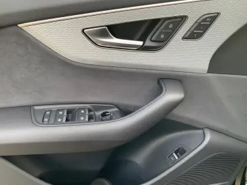 AUDI Q8 50 RSQ8-S-Line