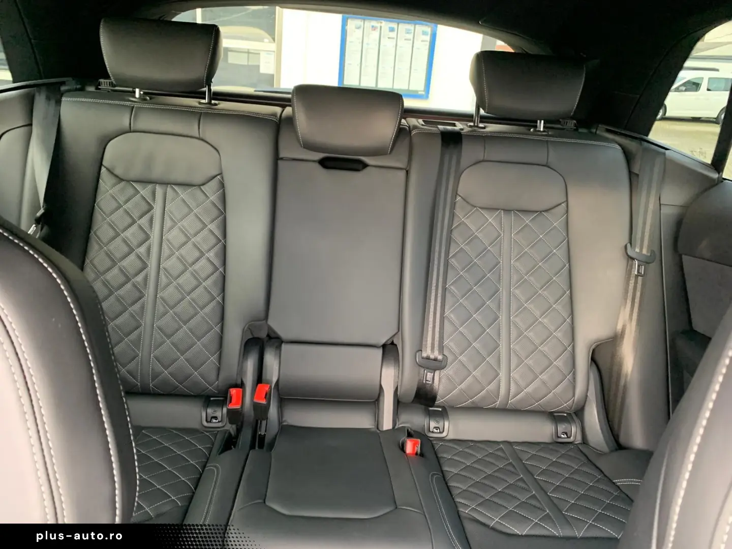 AUDI Q8 50 RSQ8-S-Line