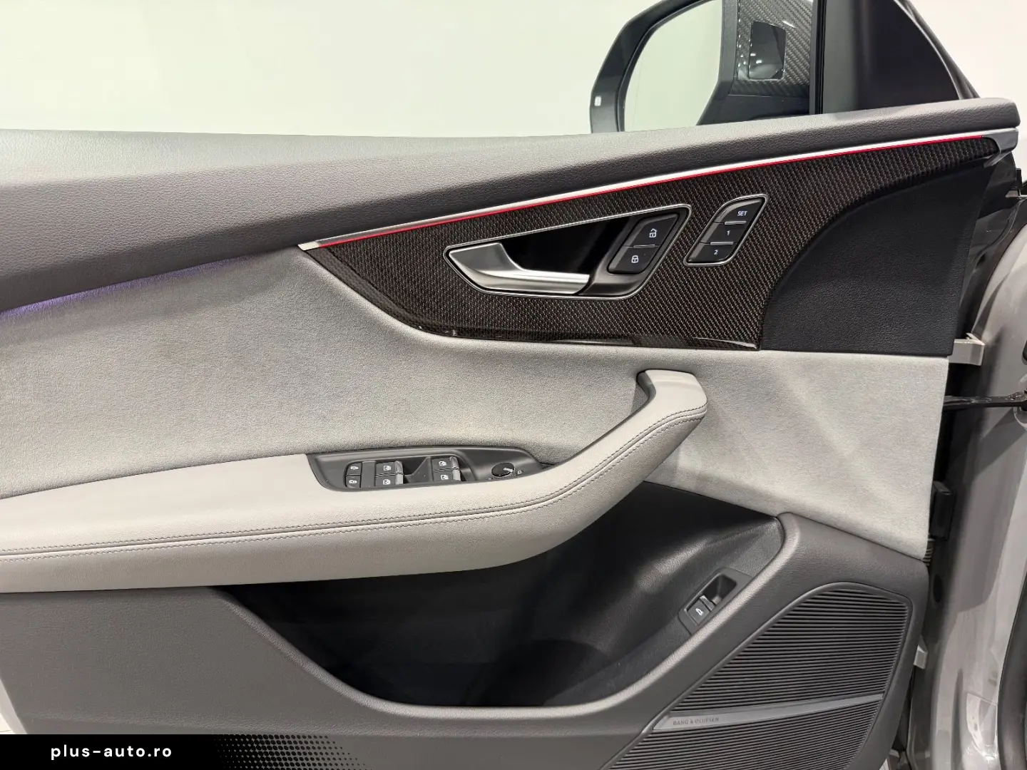 AUDI SQ8 4.0 TFSI quattro competition plus NARDOGRAU