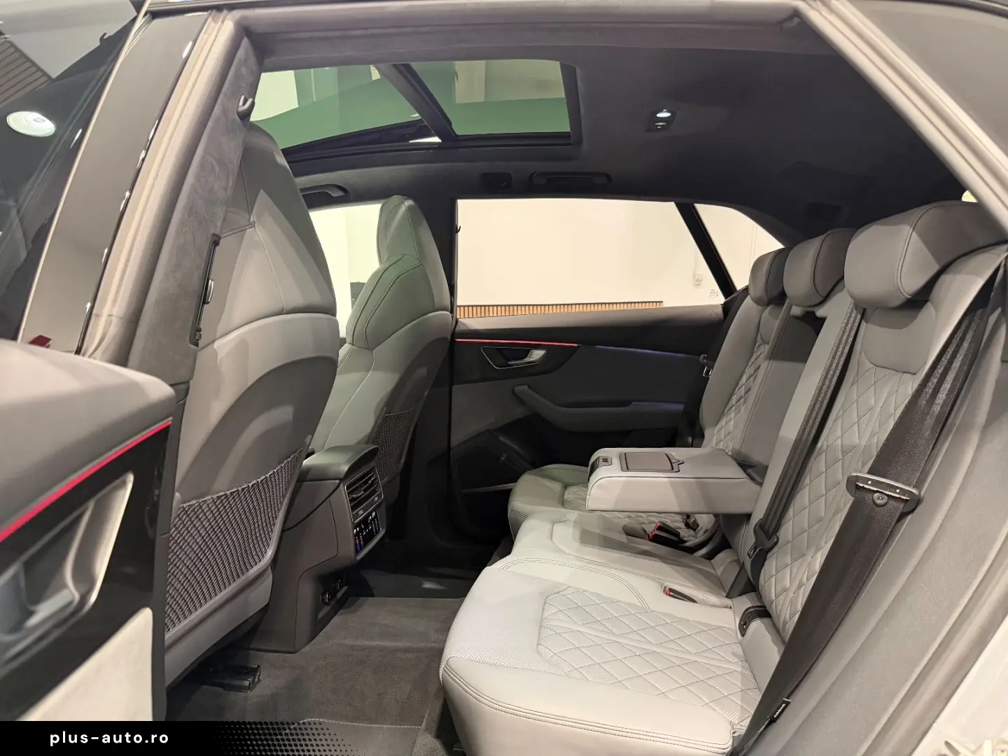 AUDI SQ8 4.0 TFSI quattro competition plus NARDOGRAU