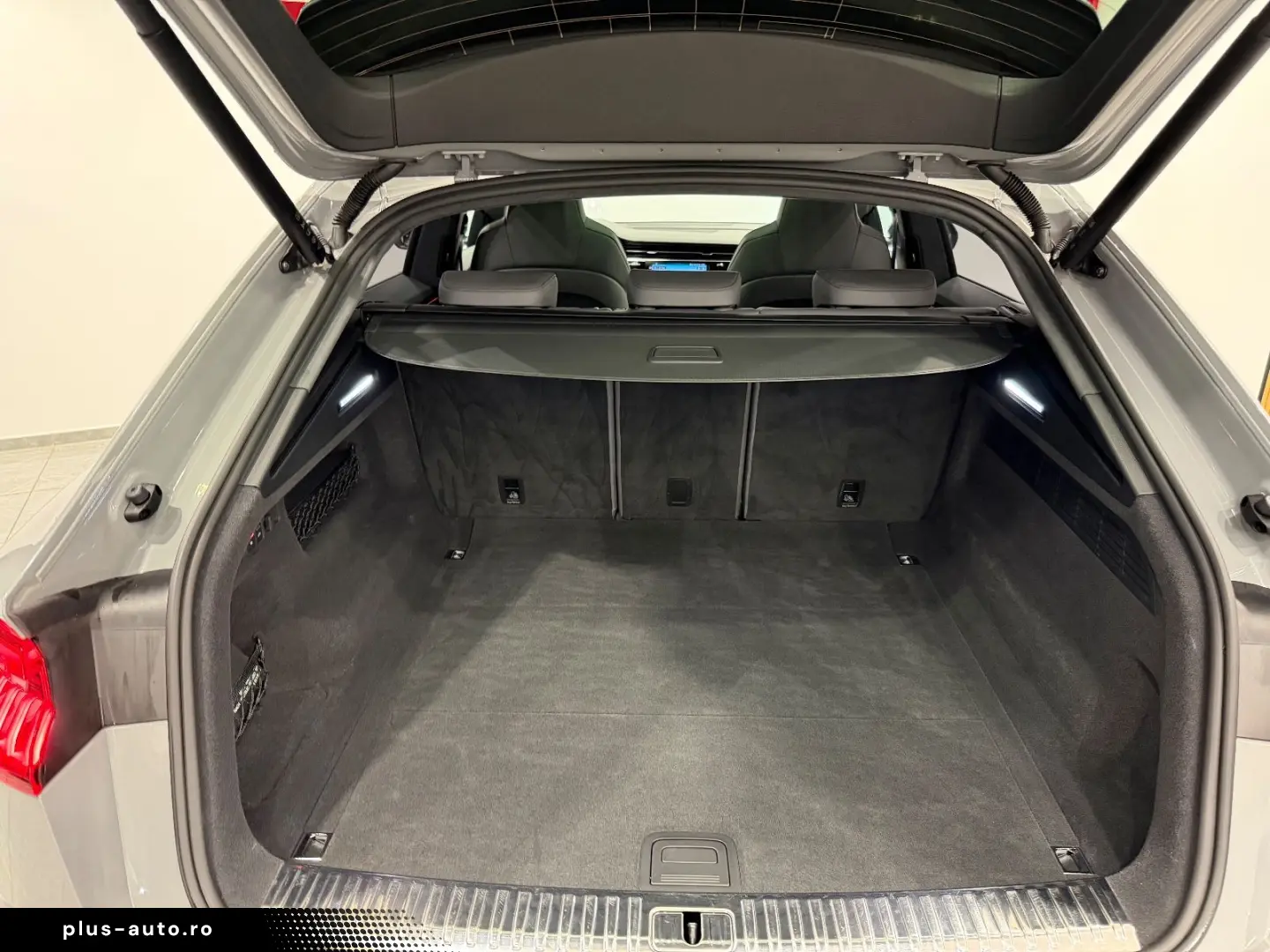 AUDI SQ8 4.0 TFSI quattro competition plus NARDOGRAU