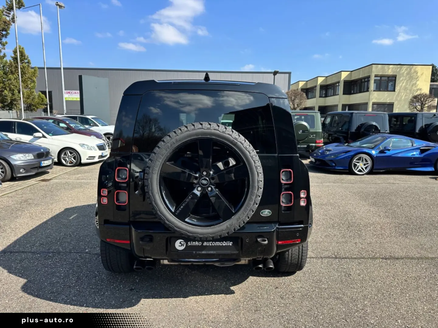 LAND ROVER Defender 90 V8   Black Pack Leder Tan Ebony ACC