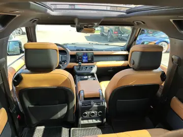 LAND ROVER Defender 90 V8   Black Pack Leder Tan Ebony ACC