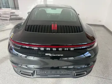 PORSCHE 992 Coupé- BOSE  - Vollleder- 21 Zoll
