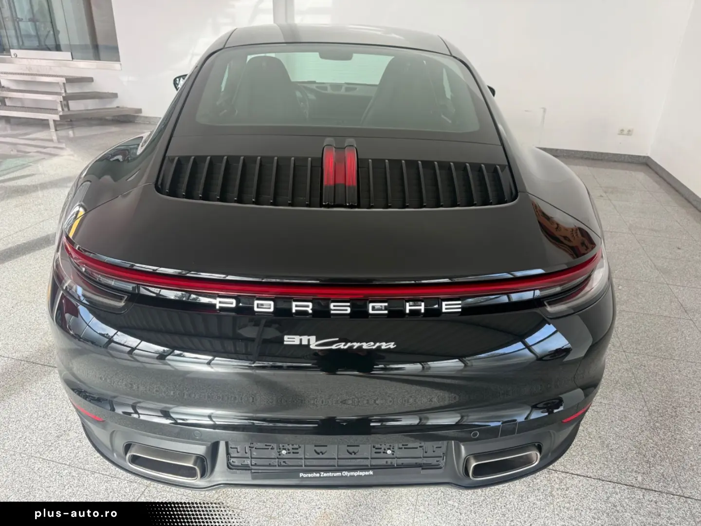 PORSCHE 992 Coupé- BOSE  - Vollleder- 21 Zoll