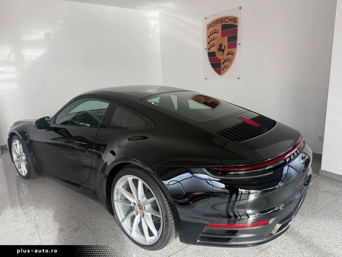 PORSCHE 992 Coupé- BOSE  - Vollleder- 21 Zoll