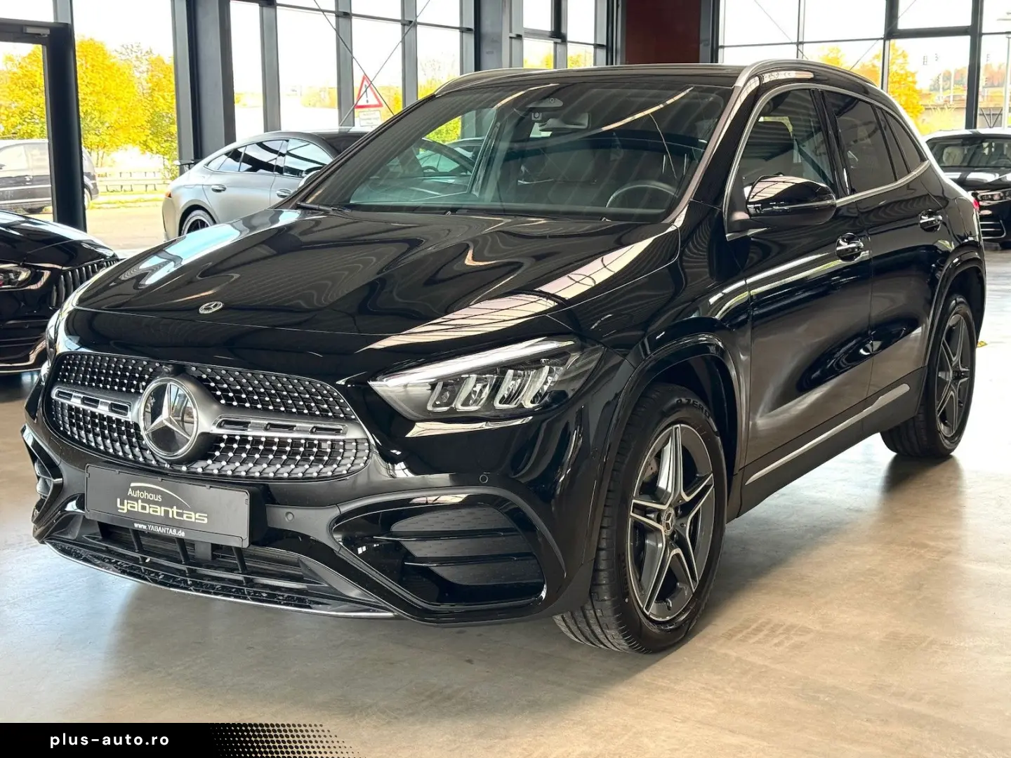 MERCEDES-BENZ GLA 250 e AMG KEYLESS-GO Distronic Kamera IHC