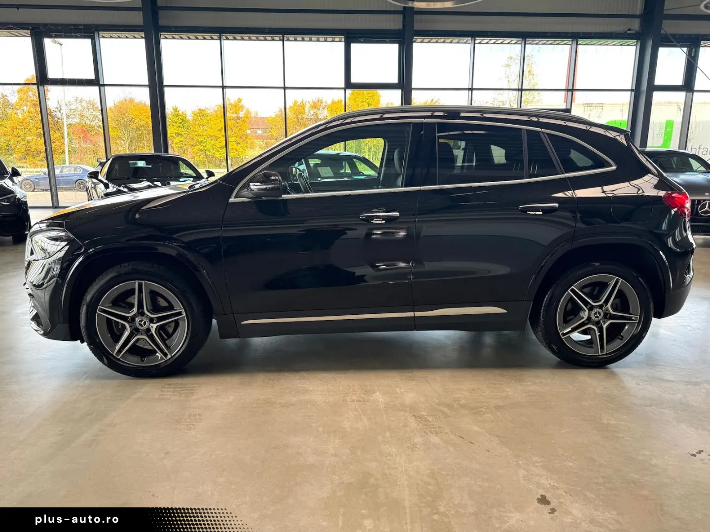 MERCEDES-BENZ GLA 250 e AMG KEYLESS-GO Distronic Kamera IHC