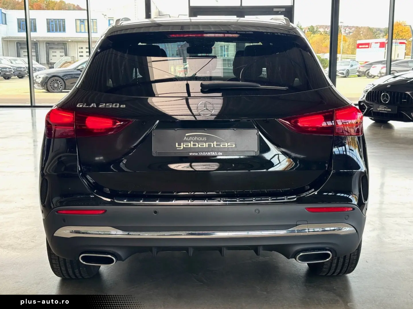 MERCEDES-BENZ GLA 250 e AMG KEYLESS-GO Distronic Kamera IHC