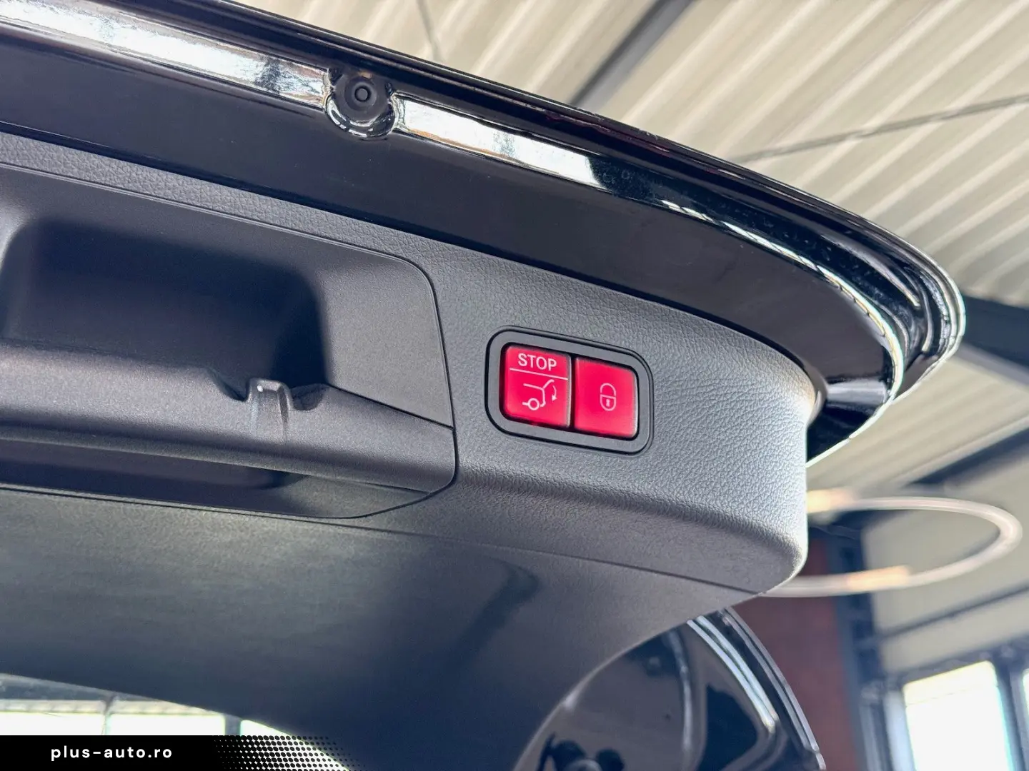 MERCEDES-BENZ GLA 250 e AMG KEYLESS-GO Distronic Kamera IHC