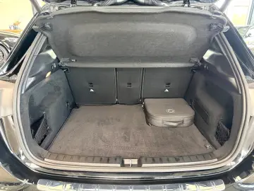 MERCEDES-BENZ GLA 250 e AMG KEYLESS-GO Distronic Kamera IHC