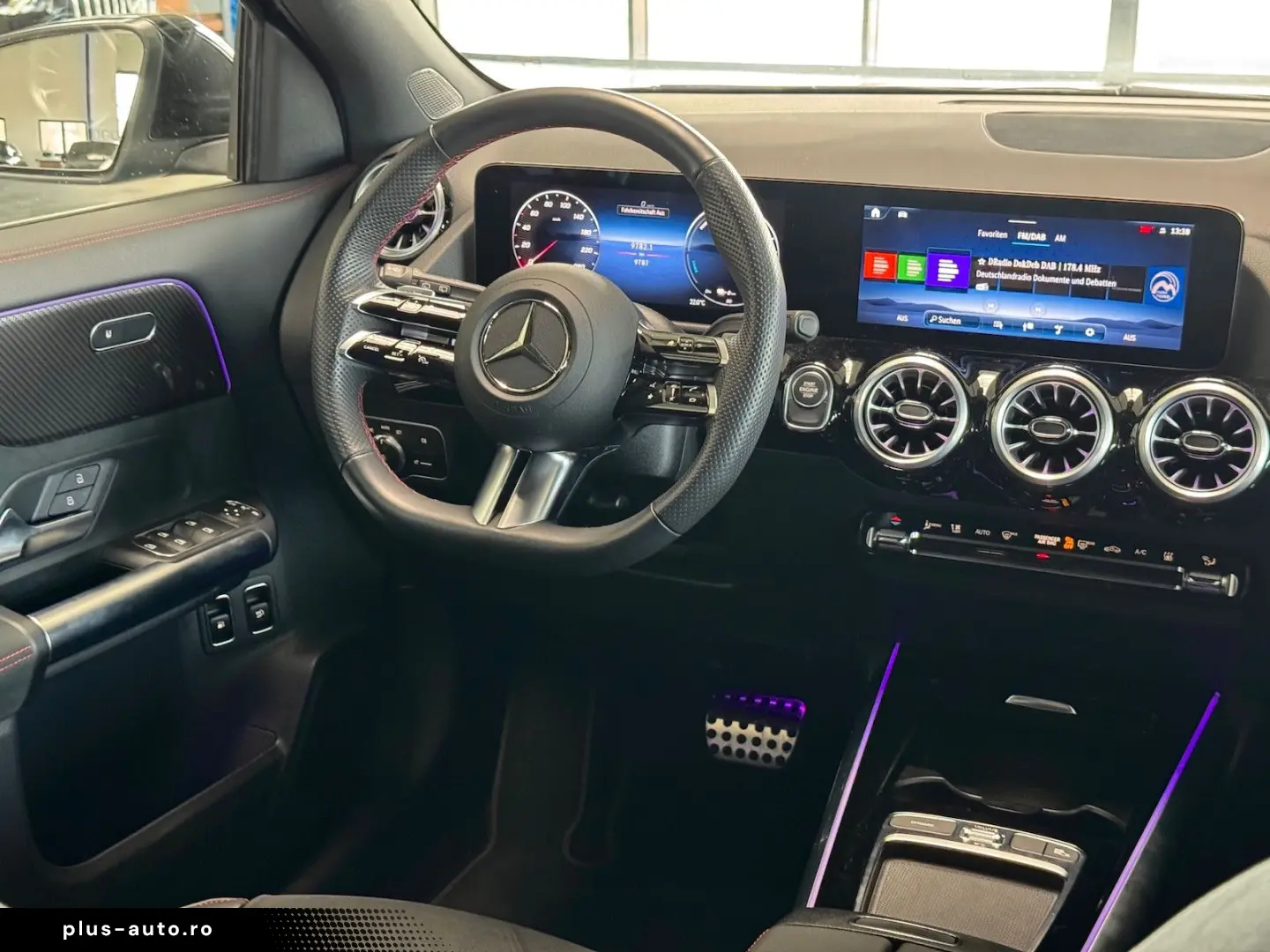 MERCEDES-BENZ GLA 250 e AMG KEYLESS-GO Distronic Kamera IHC