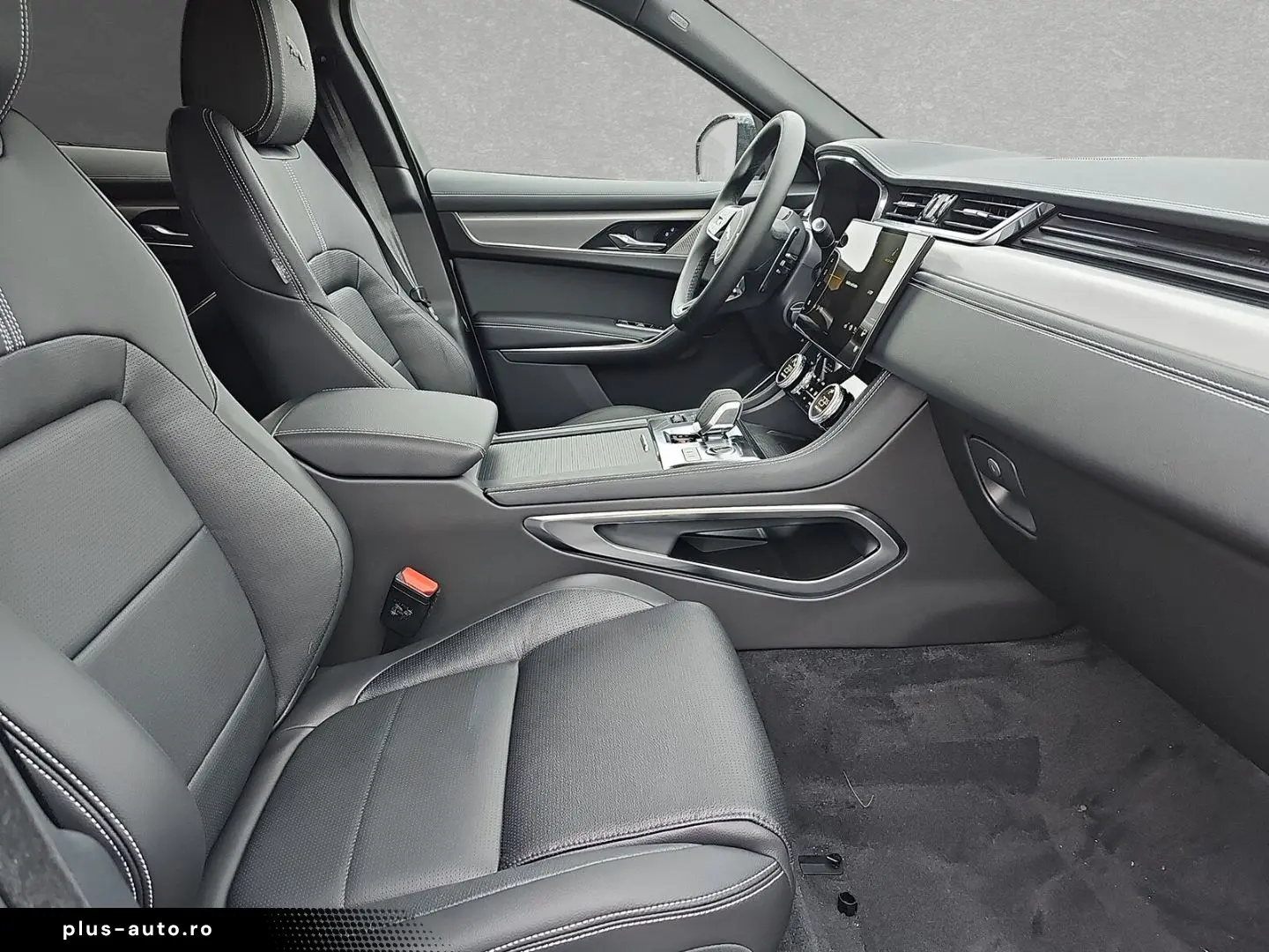 JAGUAR F-Pace D200 AWD R-Dynamic SE