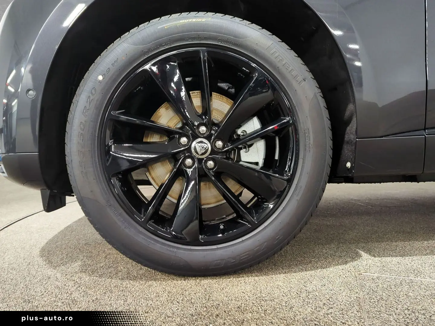 JAGUAR F-Pace D200 R-Dynamic