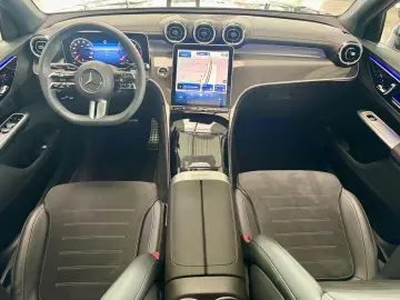 MERCEDES-BENZ GLC 300 d 4M Coupe KEYLESS-GO AHK Dist&hellip;