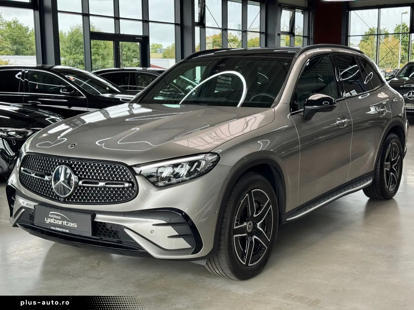 MERCEDES-BENZ GLC 300 d 4M AMG Night Pano Head-up 36&hellip;