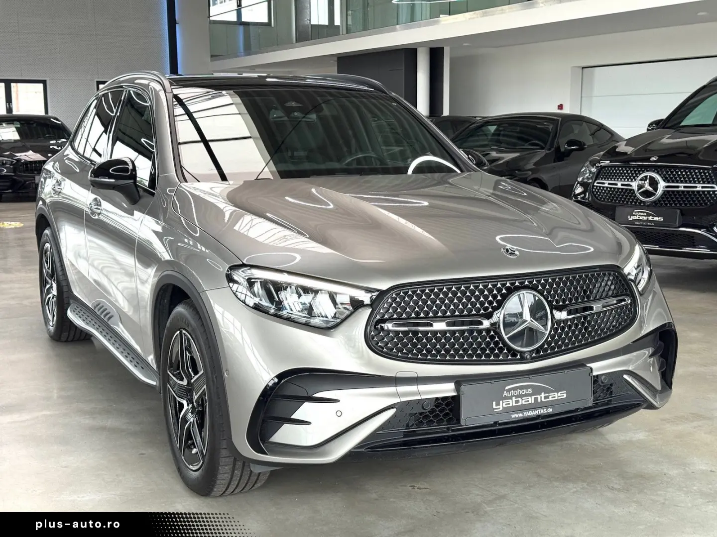 MERCEDES-BENZ GLC 300 d 4M AMG Night Pano Head-up 36&hellip;