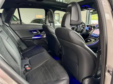 MERCEDES-BENZ GLC 300 d 4M AMG Night Pano Head-up 36&hellip;