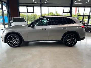 MERCEDES-BENZ GLC 300 d 4M AMG Night Pano Head-up 36&hellip;