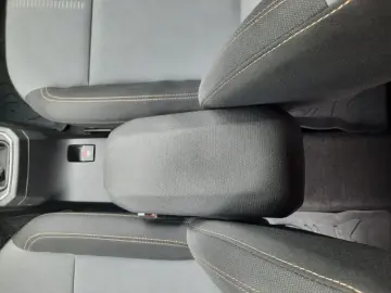 DACIA JOGGER 1.6 Hybrid 140HP EXTREME 7 locuri