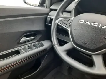 DACIA JOGGER 1.6 Hybrid 140HP EXTREME 7 locuri